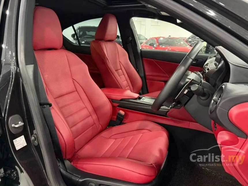 2023 Lexus IS 300 F Sport Sedan