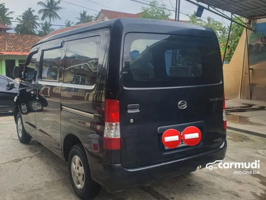 2017 Daihatsu Gran Max D Van