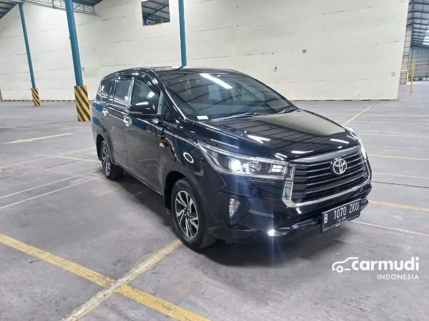 2021 Toyota Kijang Innova V MPV