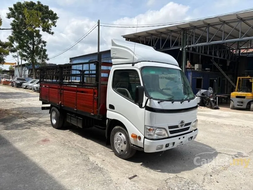 2026 Hino 300 Lorry