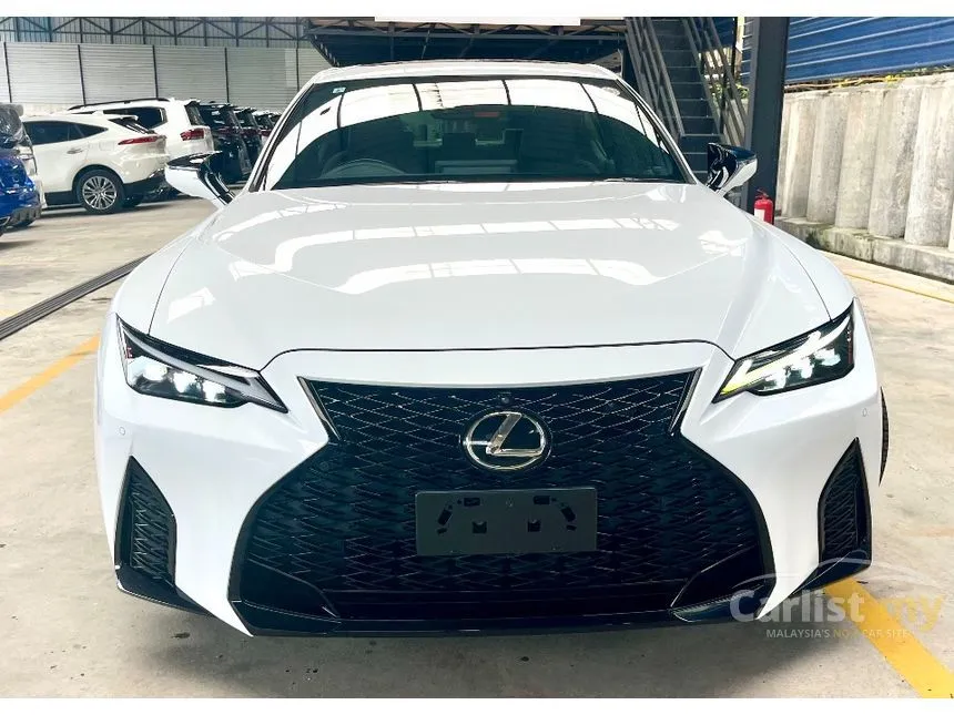2021 Lexus IS 300 F Sport Sedan