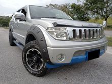 2012 Nissan Navara 2.5 Calibre Pickup Truck