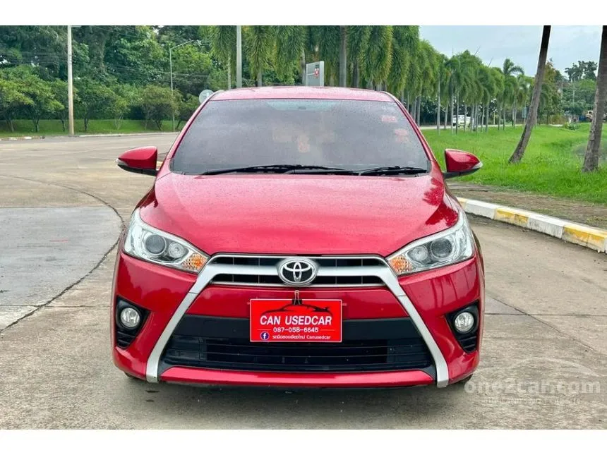 2015 Toyota YARIS G Hatchback