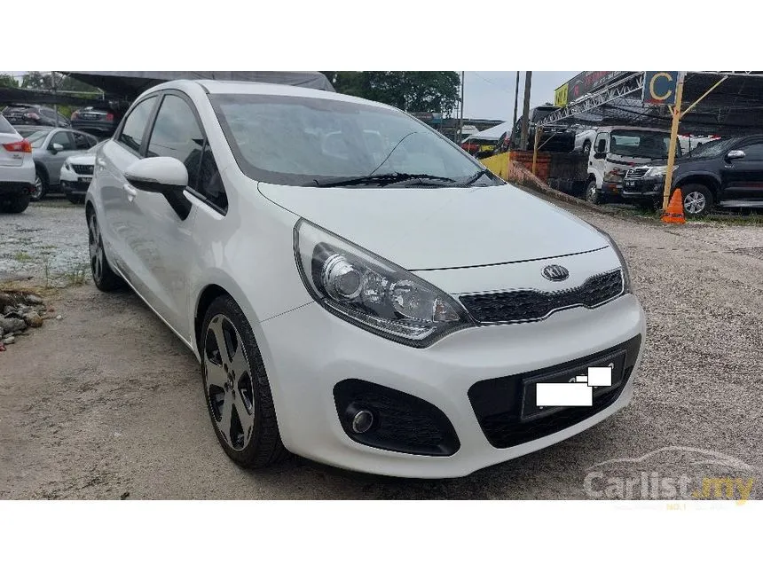 2015 Kia Rio SX Hatchback