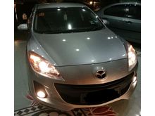 2015 Mazda 3 1.6 GL Sedan with remaining 3 years free service, parts and lubricant