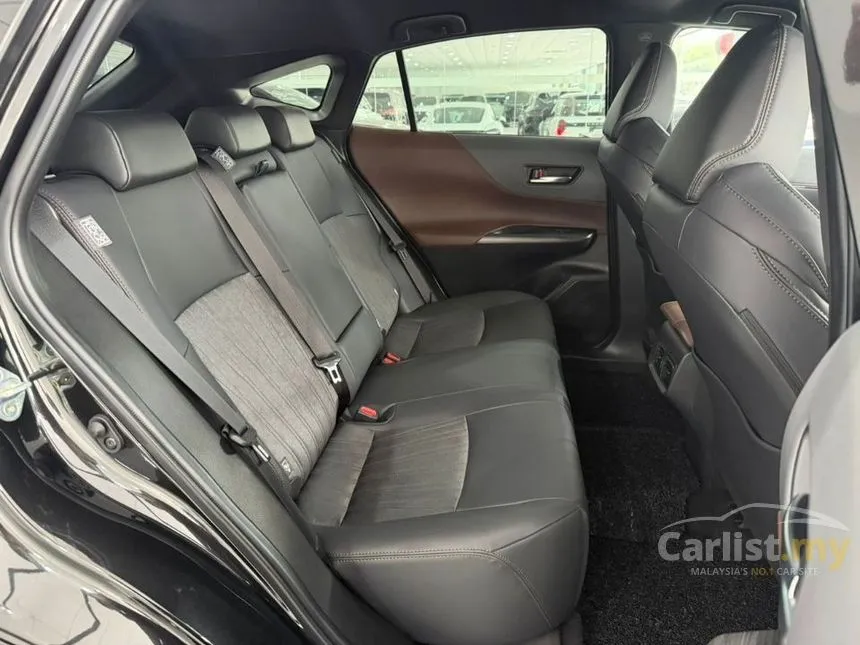 2025 Toyota Harrier Luxury SUV