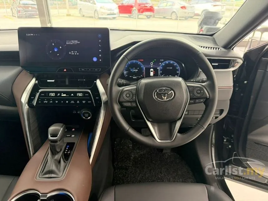 2025 Toyota Harrier Luxury SUV