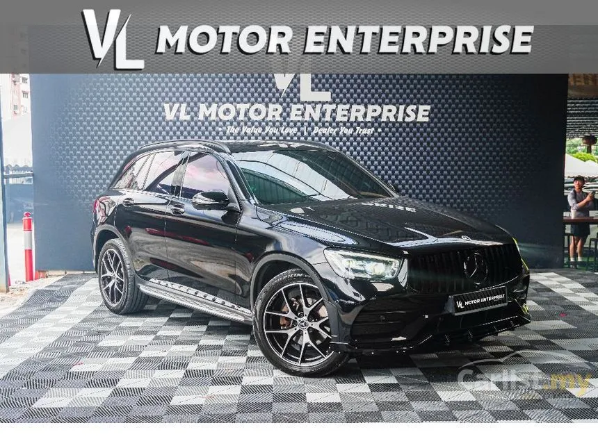 2023 Mercedes-Benz GLC300 4MATIC AMG Line SUV