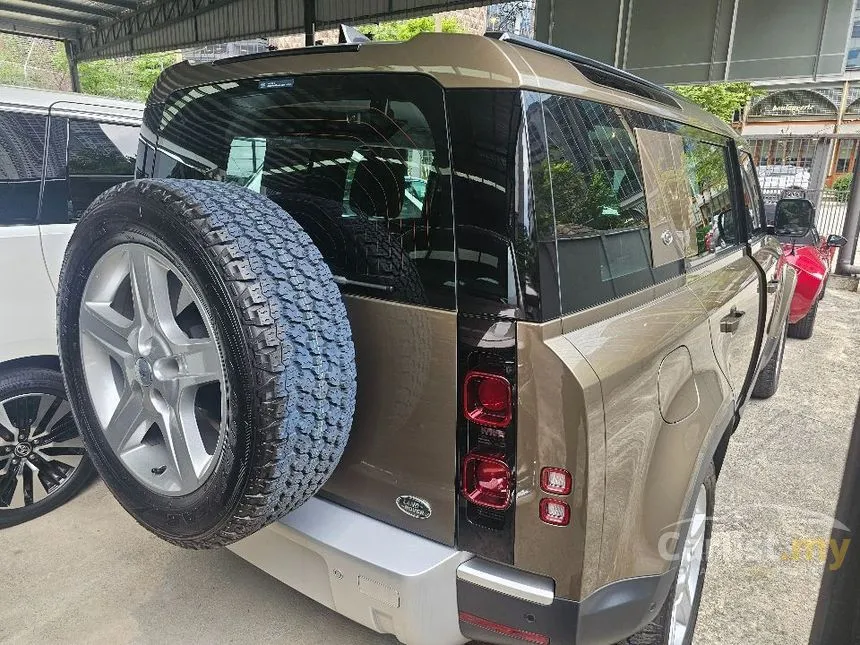 2022 Land Rover Defender 110 P300 S SUV