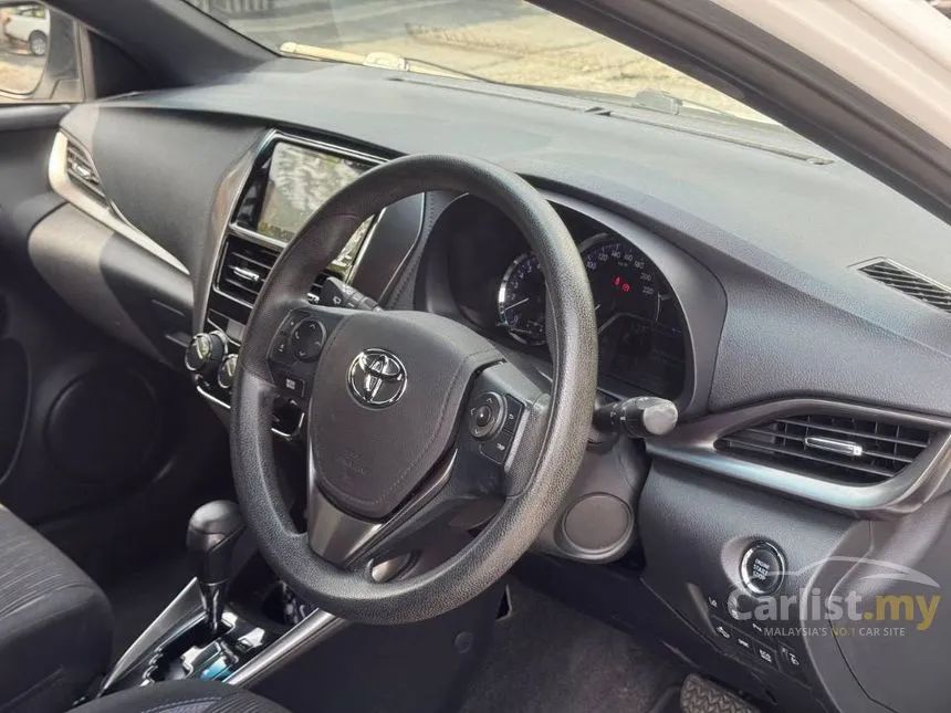 2021 Toyota Yaris E Hatchback