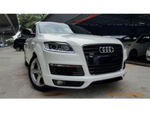 Audi Q7 S-LINE NEW FACELIFT 2010, ONE YEAR WARRANTY,FULL LEATHER SEATS,PEARL WHITE IN COLOUR,7 SEATER,SUN MOON ROOF,POWER BOOT,1 DATO OWNER