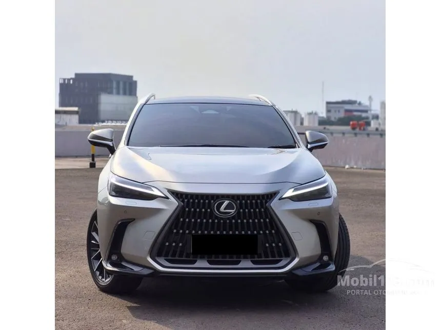 2025 Lexus NX 350h Luxury SUV