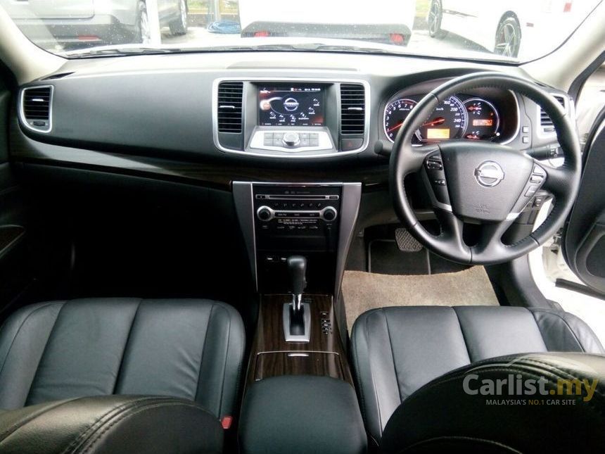 nissan teana 2022 interior black