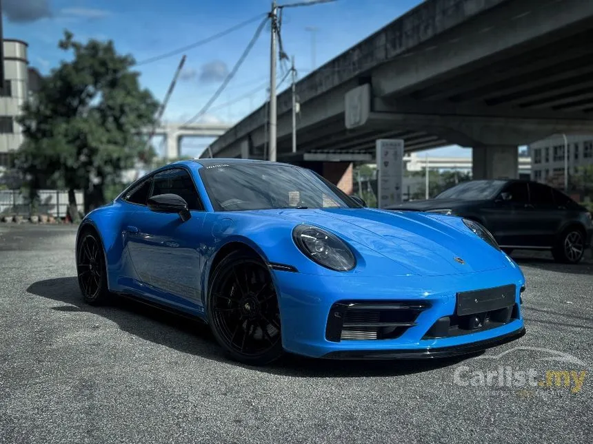 2022 Porsche 911 Carrera GTS Coupe