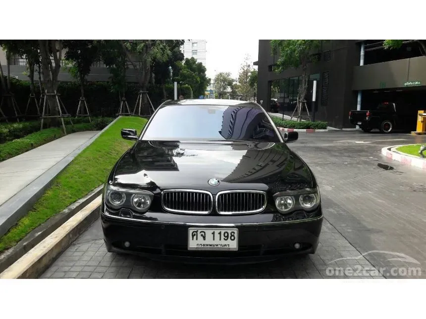 2004 BMW 730Li Sedan