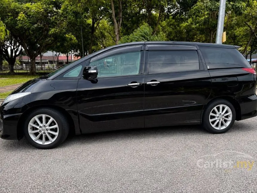 2010 Toyota Estima MPV