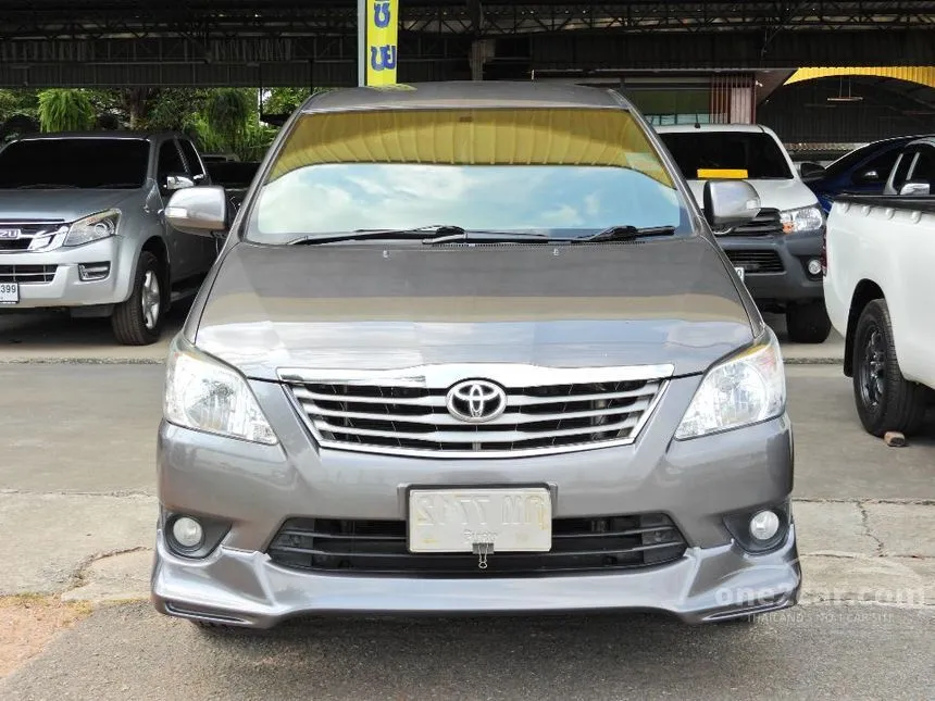 2013 Toyota Innova V Wagon