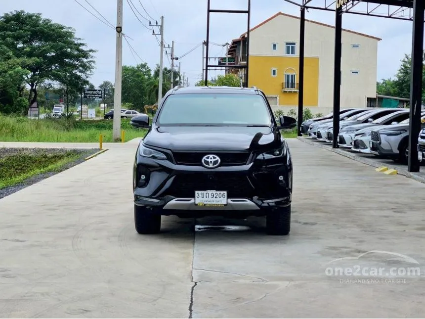 2022 Toyota FORTUNER Leader V SUV
