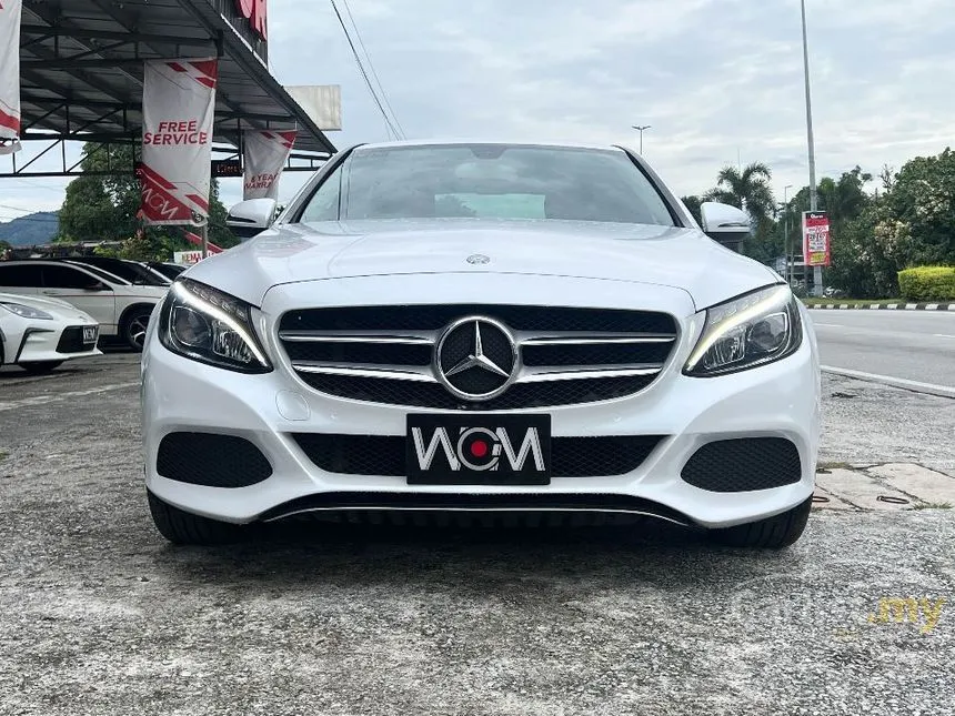 2016 Mercedes-Benz C200 Avantgarde Sedan