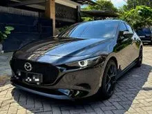 2022 Mazda 3 2.0 SKYACTIV-G Hatchback (low km)