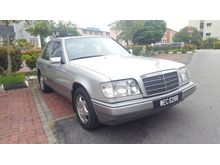 1995 Mercedes-Benz 280E 2.8 Sedan