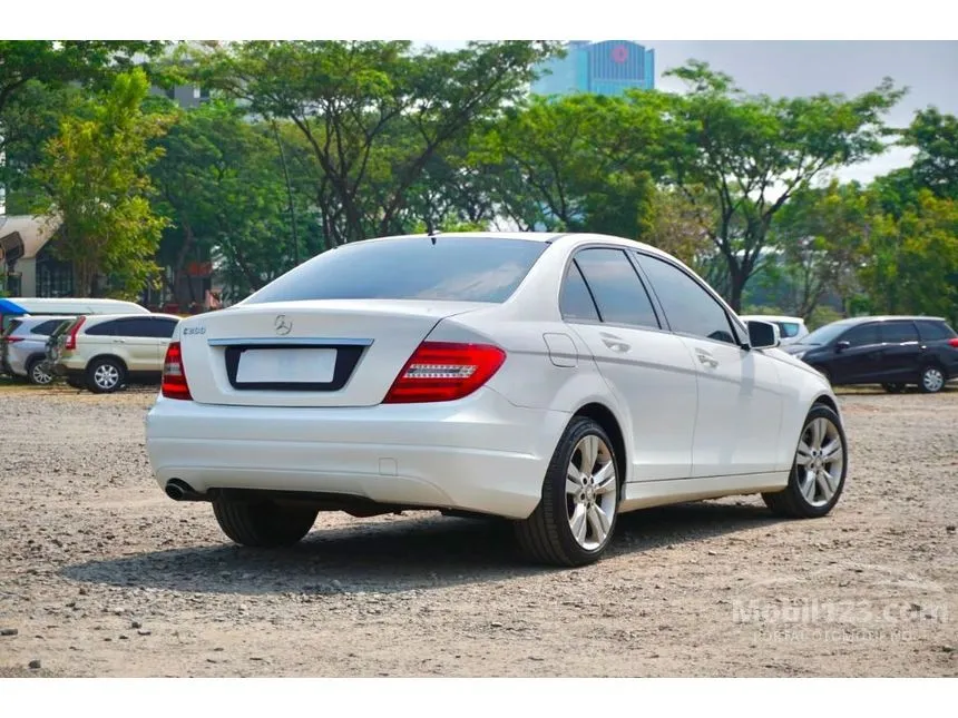 2013 Mercedes-Benz C200 CGI Sedan