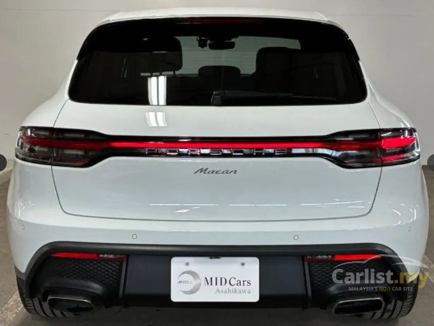 2022 Porsche Macan SUV