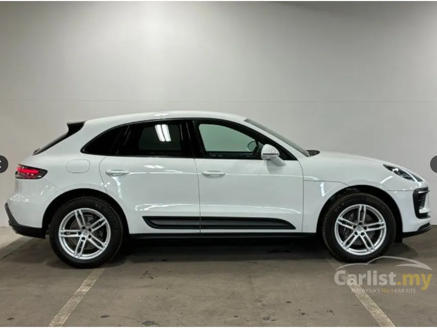 2022 Porsche Macan SUV