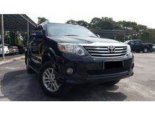 TOYOTA FORTUNER 2.7 V (A) 4WD PREMIUM SPEC NEW FACELIFT ONE OWNER