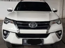 Toyota Fortuner 2.4 VRZ A/T ( Matic Diesel ) 2016 Putih