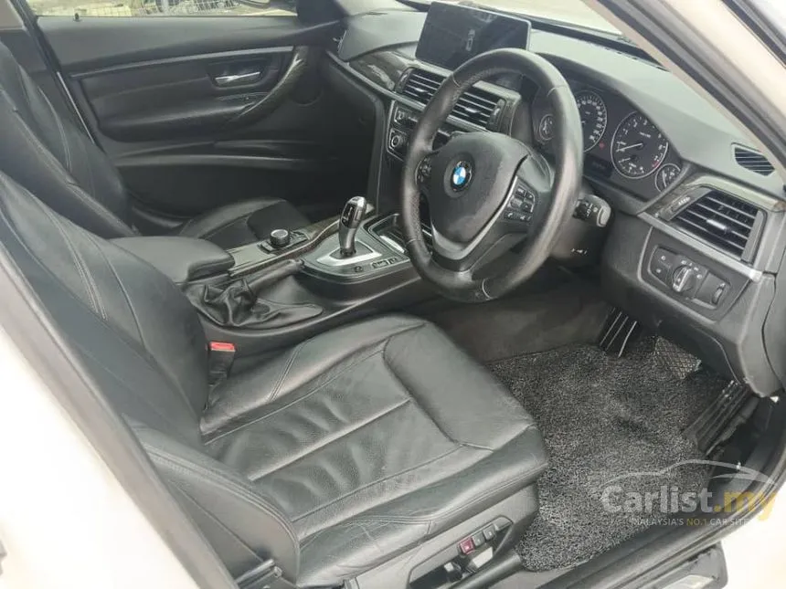 2013 BMW 320i Coupe
