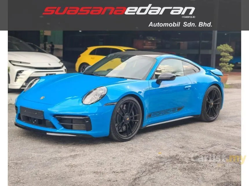 2022 Porsche 911 Carrera GTS Coupe