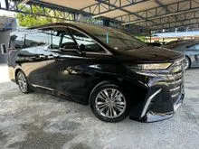 2024 Toyota Alphard 2.5 Z 7-Seater MPV / GRADE 4.5 / 18K MILEAGE / TWIN MOONROOF / UNIVERSAL SIDE STEP / DIM / BSM / 360 CAMERA / ADVANCE PARKING