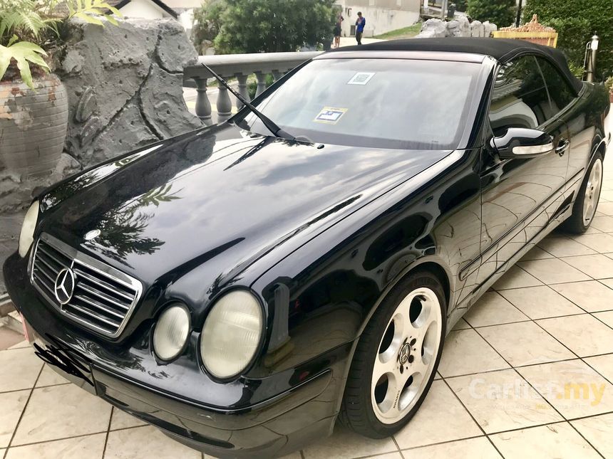 2001 Mercedes-Benz CLK200 Coupe