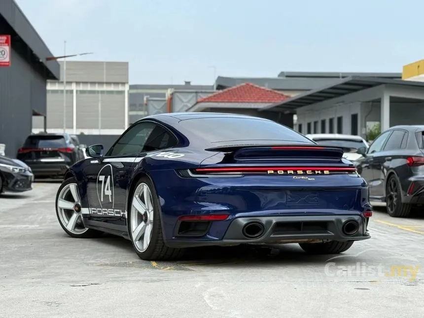 2025 Porsche 911 Carrera Coupe