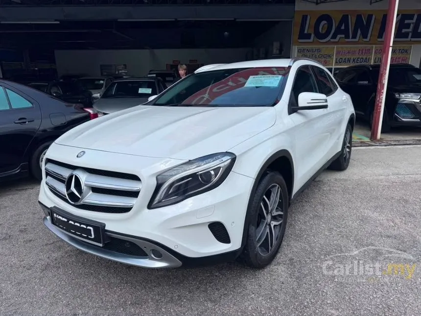 2015 Mercedes-Benz GLA200 SUV