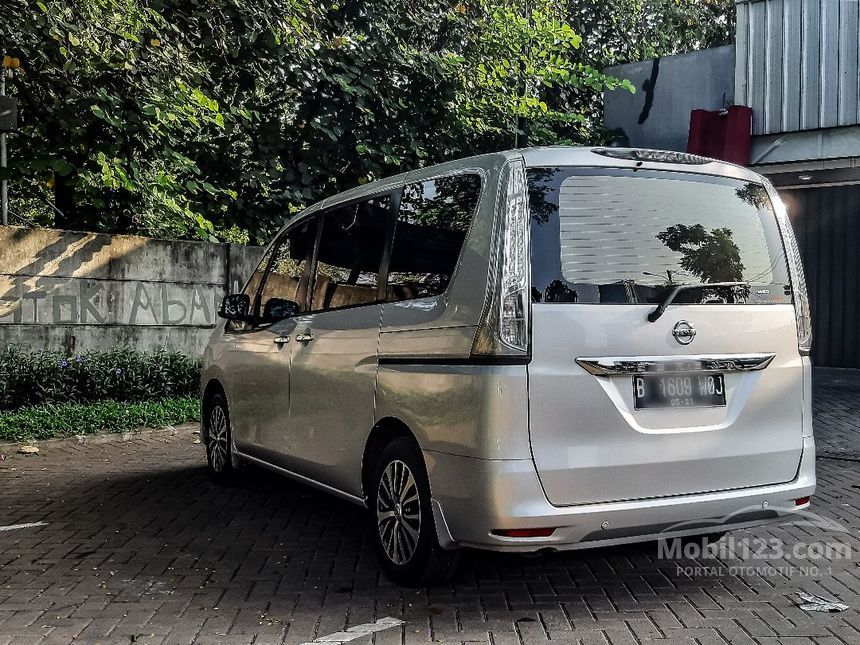 Jual Mobil Nissan Serena 2016 X 2.0 di DKI Jakarta Automatic MPV Silver 