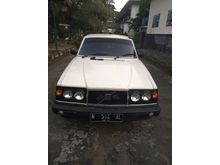 1985 Volvo 244 2.1 2.1 Manual Sedan