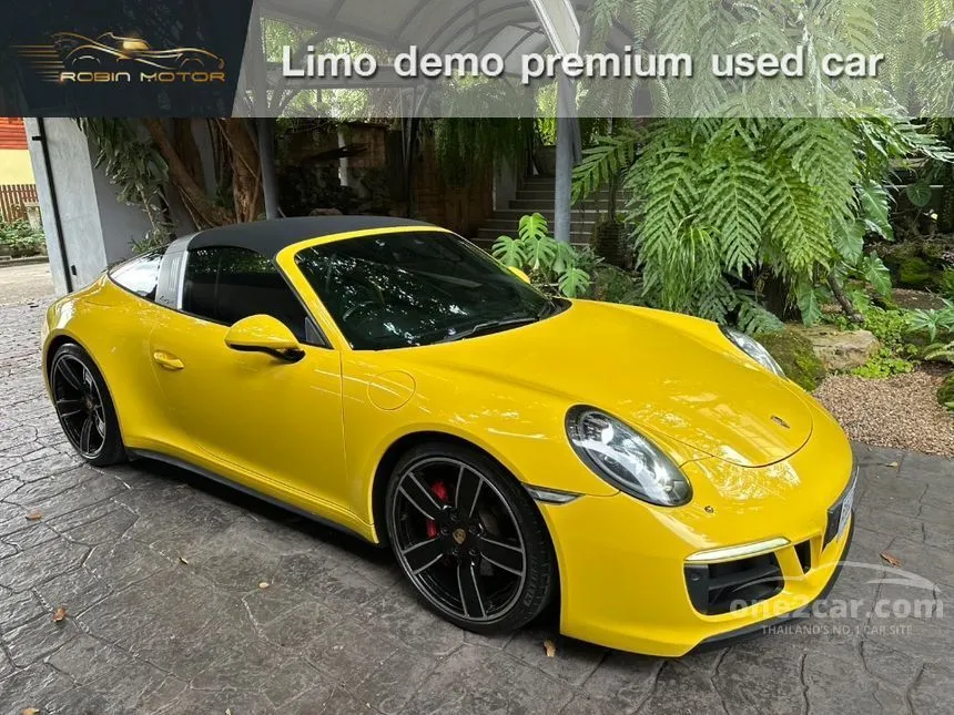 2017 Porsche 911 Targa 4S Convertible
