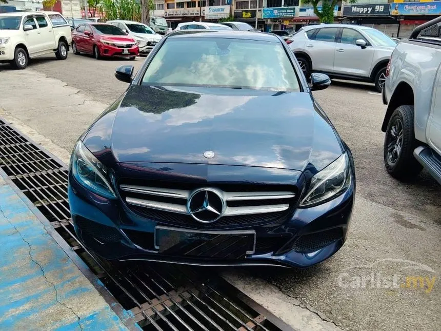 2015 Mercedes-Benz C200 Avantgarde Sedan