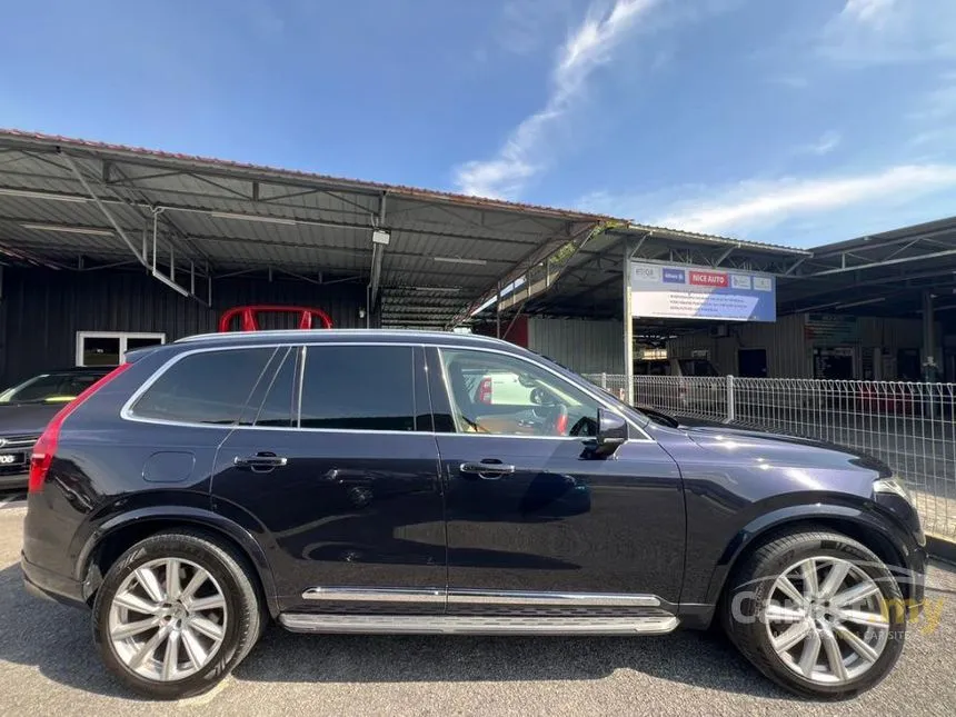 2016 Volvo XC90 T8 Twin Engine SUV