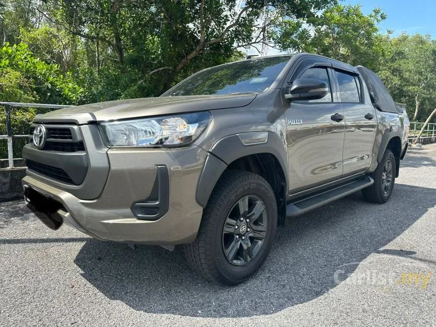 2022 Toyota Hilux E Dual Cab Pickup