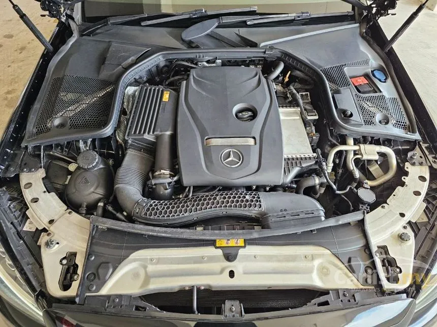 2018 Mercedes-Benz C200 AMG Line Sedan
