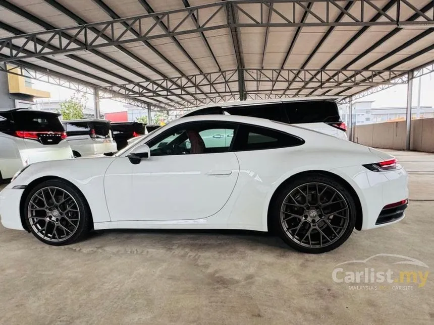 2021 Porsche 911 Carrera 4 GTS Coupe