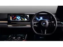 2025 BMW 520i 2.0 M Sport Sedan