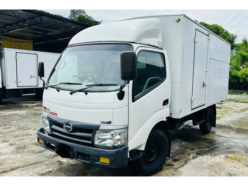 2012 Hino 300 Series WU302 ECO TURBO - WU302R-HKMLHD3 Lorry