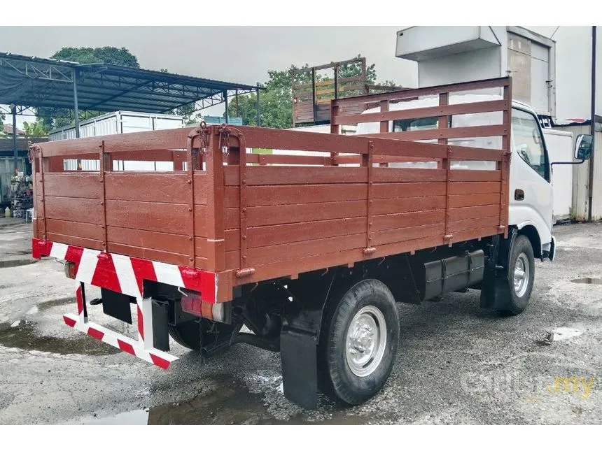 2012 Hino 300 Series WU302 ECO TURBO - WU302R-HKMLHD3 Lorry