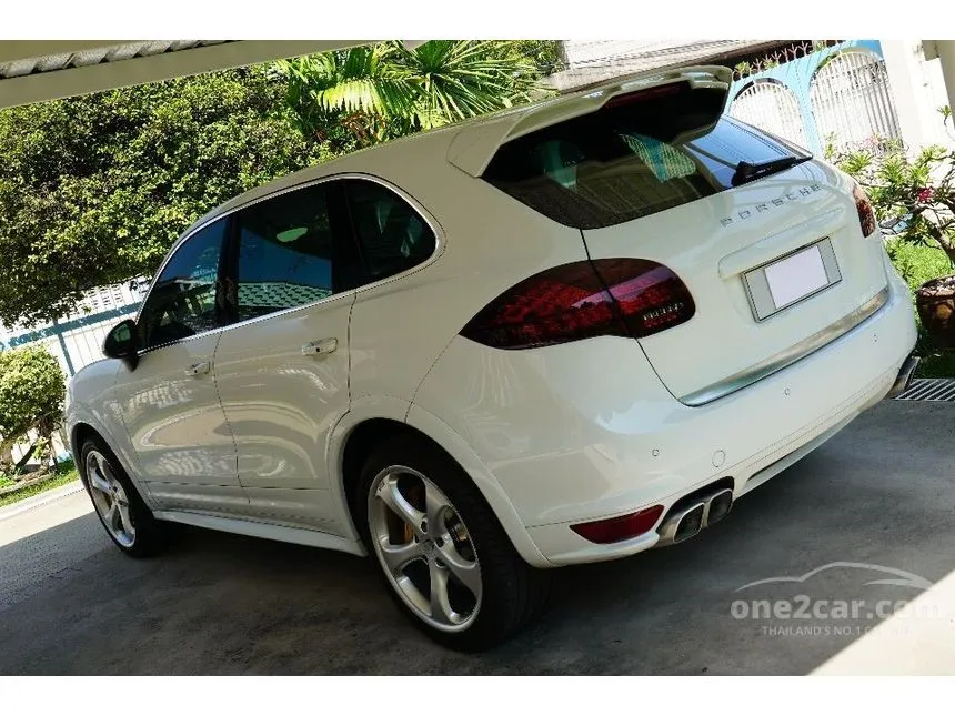 2013 Porsche Cayenne Diesel Wagon