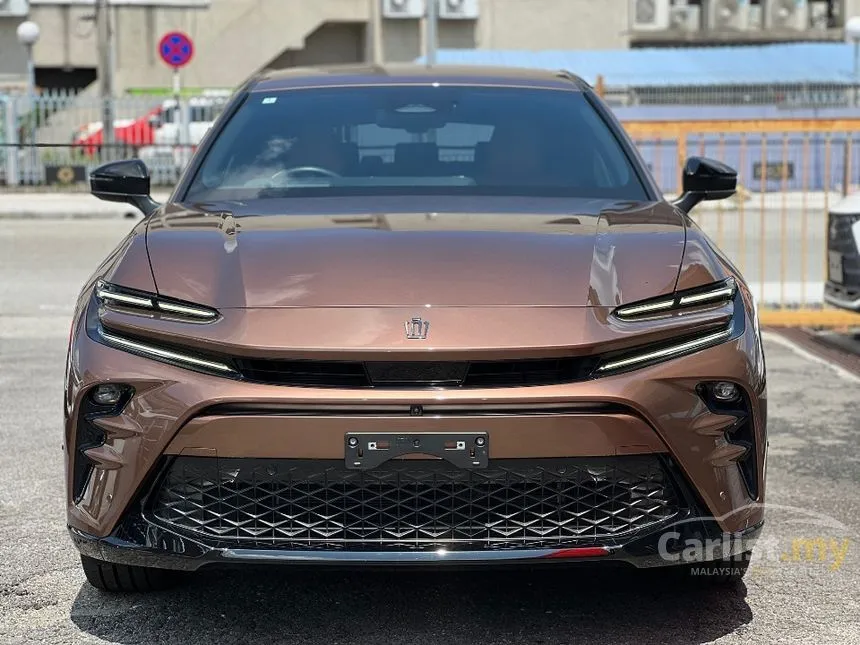2024 Toyota Crown Sport Z PHEV SUV