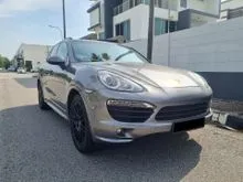 2012 Porsche Cayenne 3.6 (Perfect Conditions)